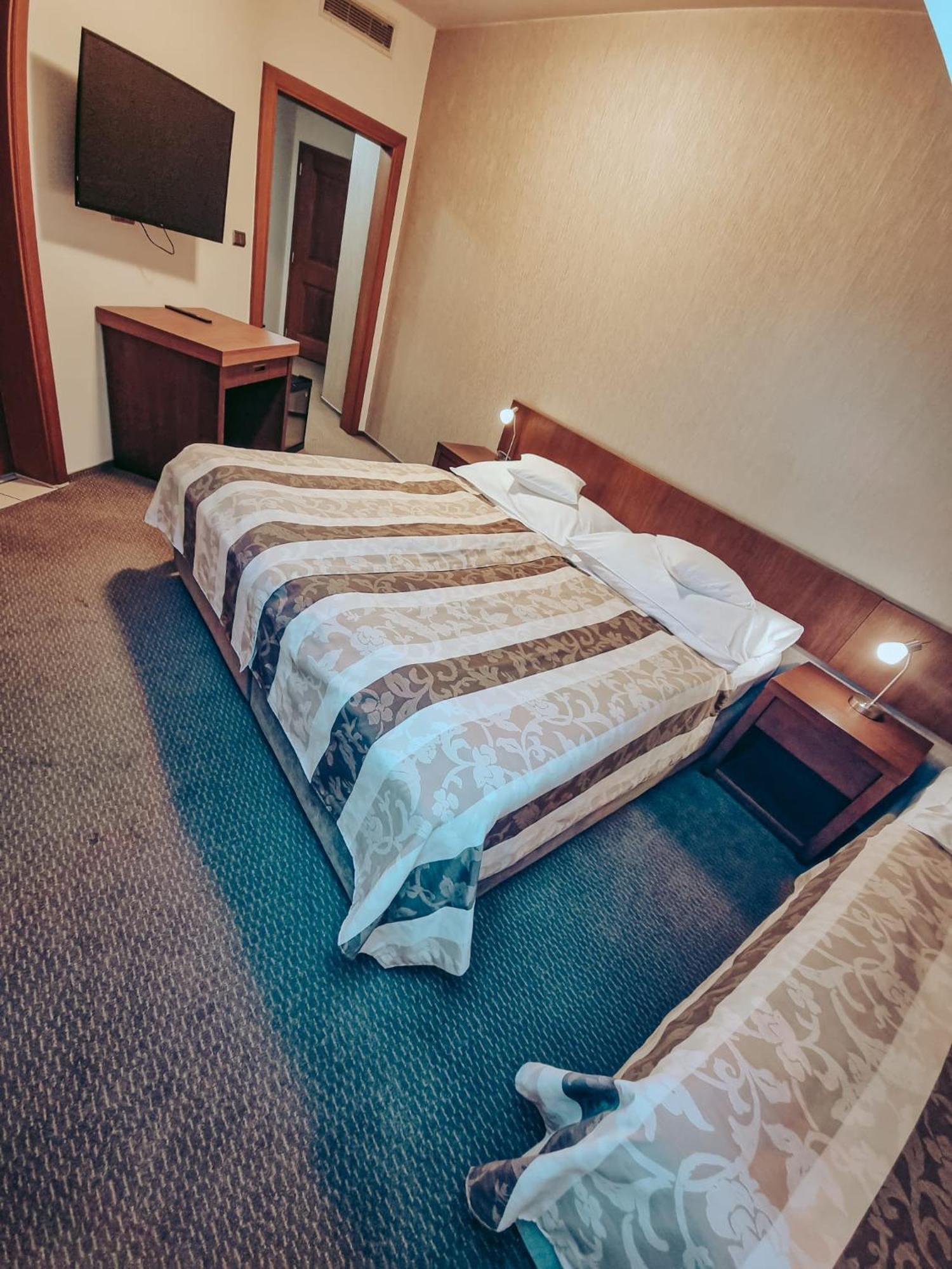 Hotel Mario Lednice Eksteriør billede