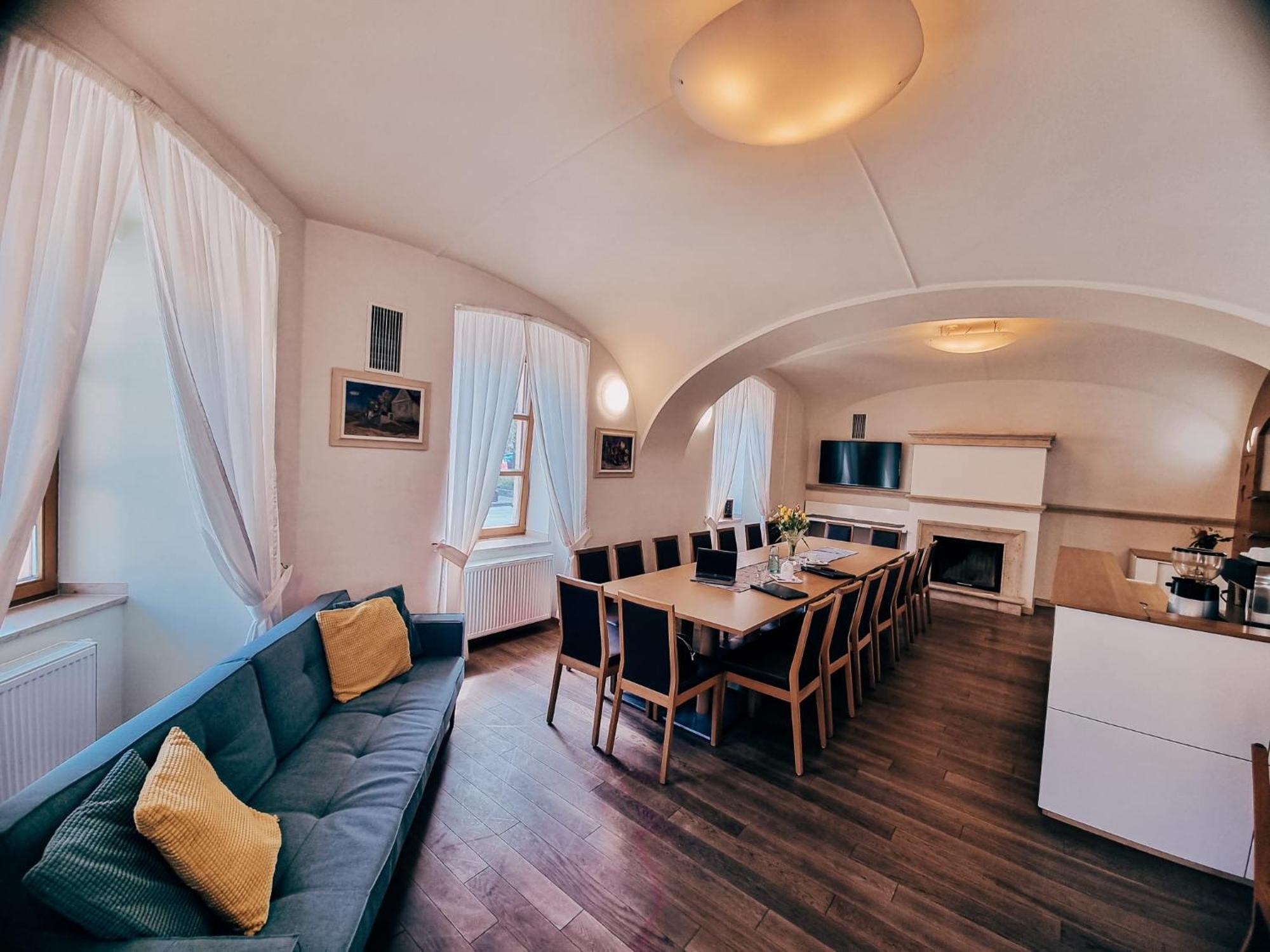 Hotel Mario Lednice Eksteriør billede
