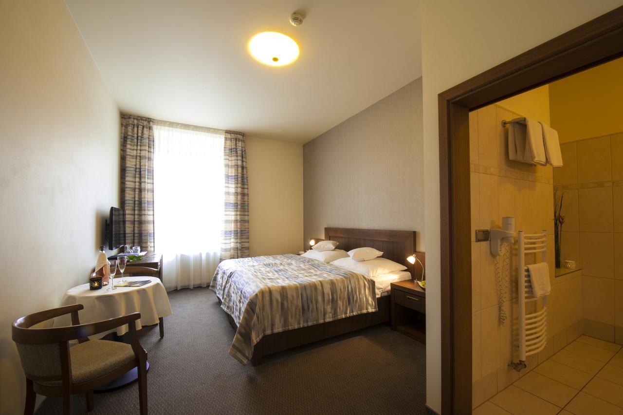 Hotel Mario Lednice Eksteriør billede
