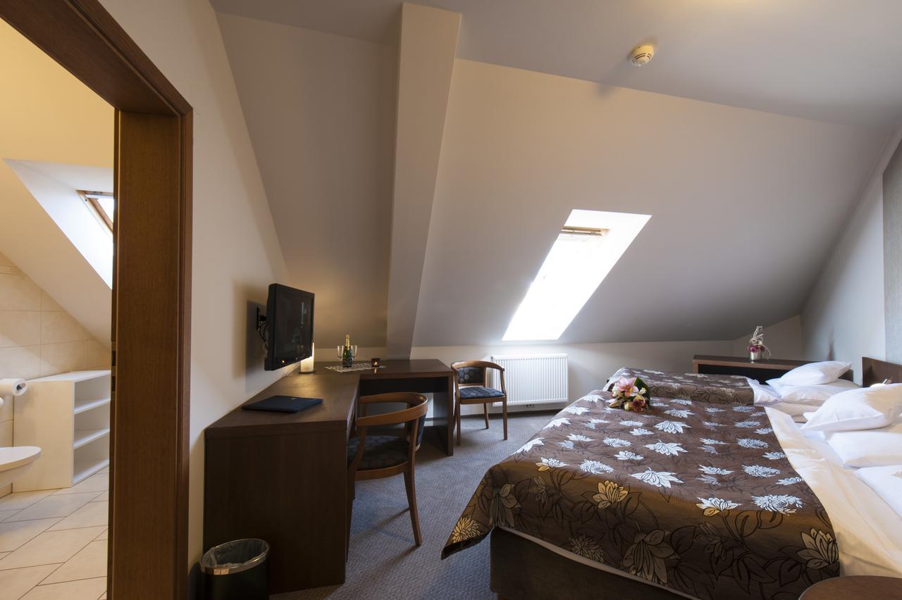 Hotel Mario Lednice Eksteriør billede