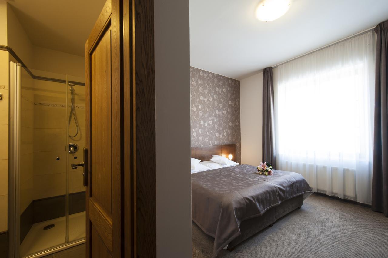 Hotel Mario Lednice Eksteriør billede
