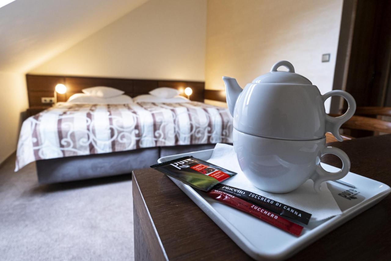 Hotel Mario Lednice Eksteriør billede