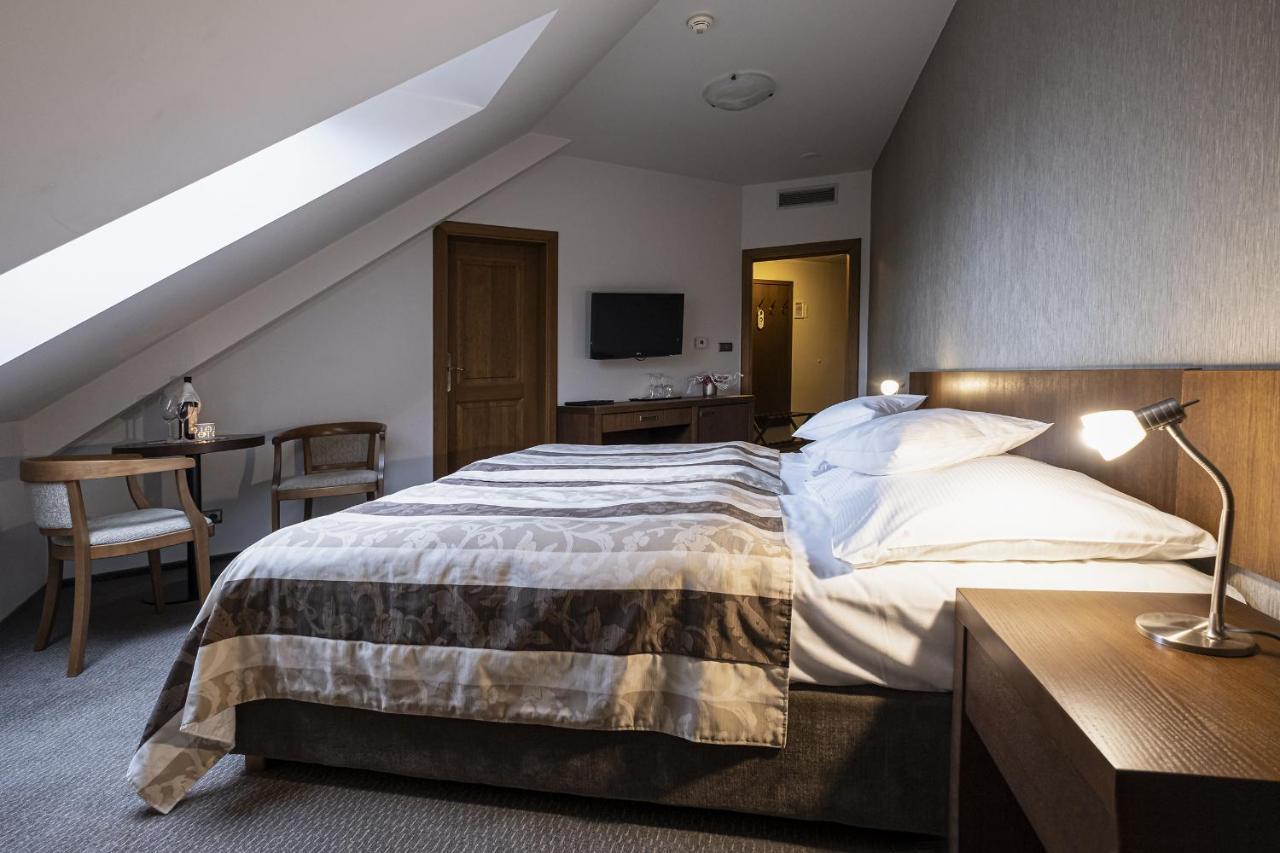 Hotel Mario Lednice Eksteriør billede
